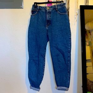 Straight leg BONGO jeans.